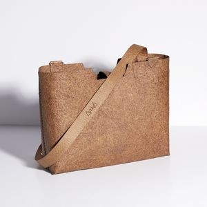 KIVU wide tote with classic Tana wide strap